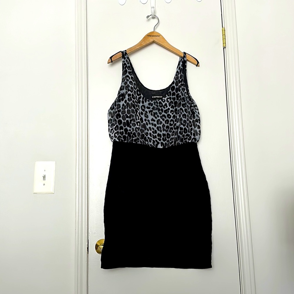 Express Dress with Leopard print bodice and black ribbed bottom